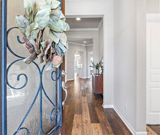 3rd image of 503 Salt Lick Dr