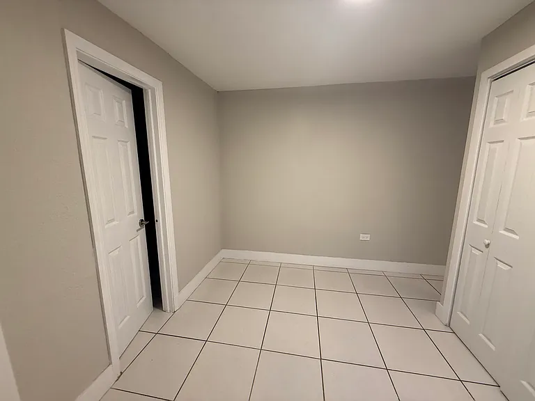2473 SW 14th St #2 — Photo 14