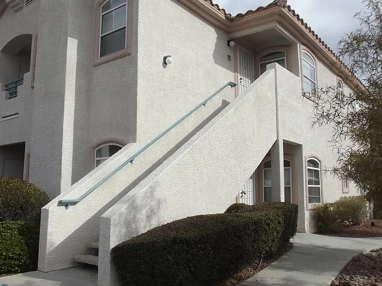 5415 W Harmon Ave #1032 — Photo 1
