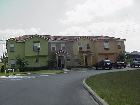 4 Units to each Bldg.