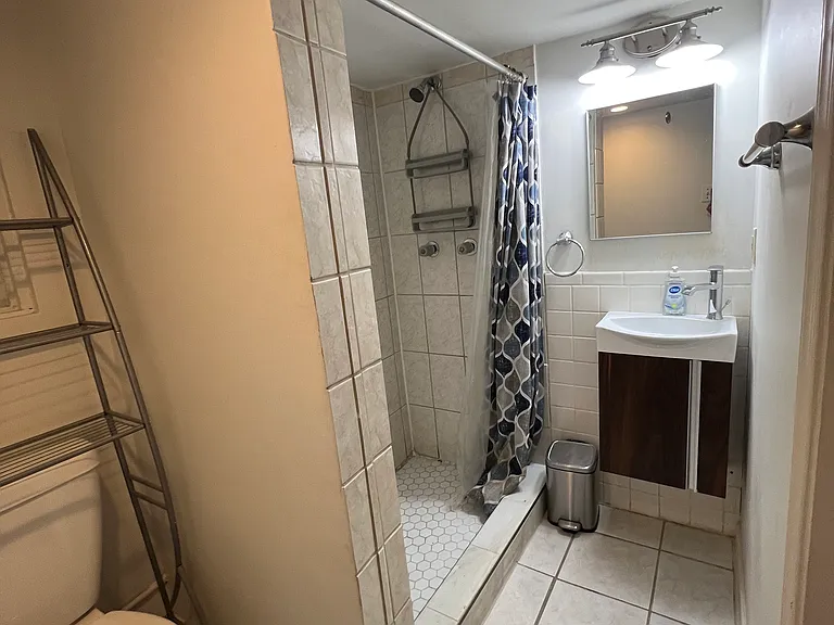 3232 Warder St NW — Photo 30