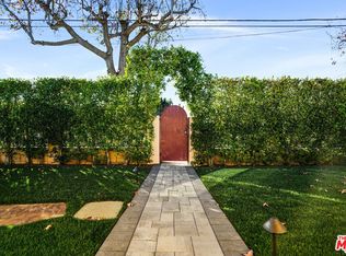 7754 Coldwater Canyon Ave, North Hollywood, CA 91605