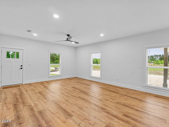 3rd image of 842 Kirkland Rd