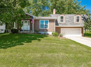 318 Westminster Dr, Saint Peters, MO 63376