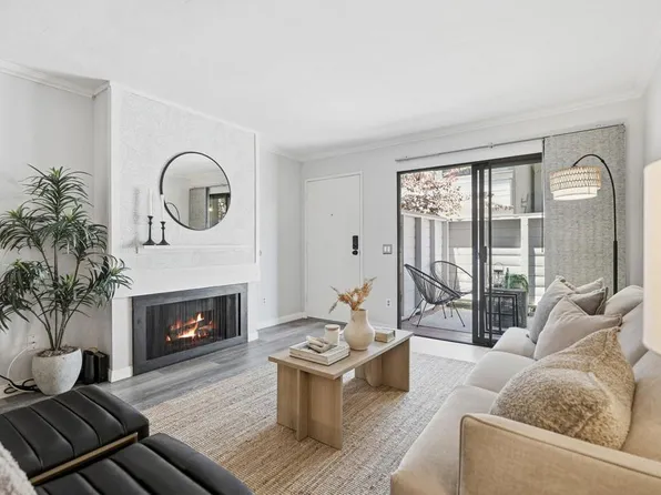9209 Village Glen Dr Unit 143, San Diego, CA 92123
