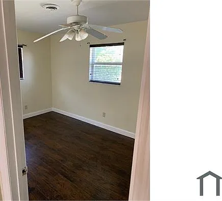 2701 NW 21st St — Photo 16