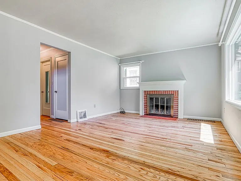 4106 NW Fir St — Photo 5