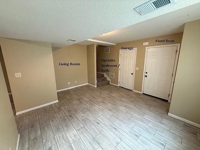 109 Silver Leaf Ln — Photo 4