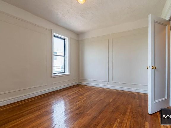 5th image of 108 Park Ter E APT 5D