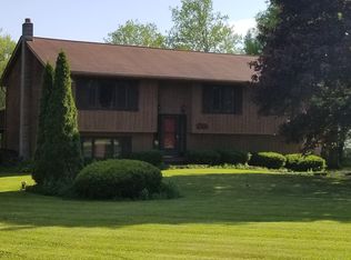 4216 Dudley Rd, Mantua, OH 44255