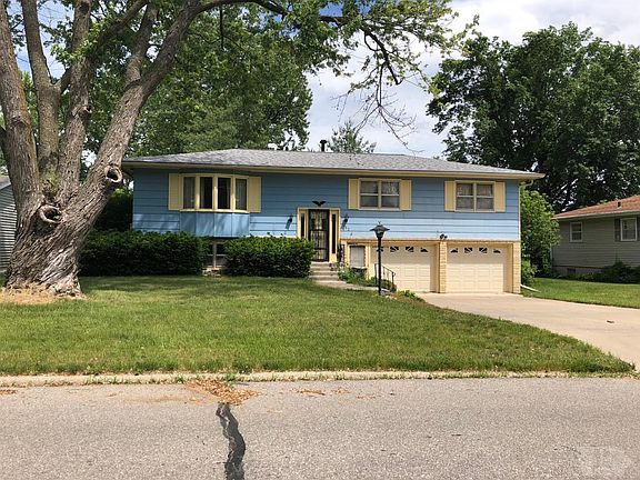 4th image of 332 Lynwood Ave