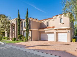 11221 Briarcliff Ln, Studio City, CA 91604