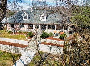 425 River Springs Dr, Seguin, TX 78155