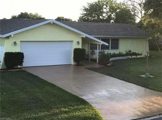 118 Burnside St, Lehigh Acres, FL 33936