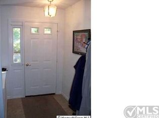 618 Petunia La So, Whiting, NJ 08759