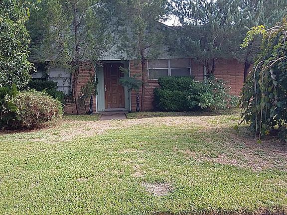 2nd image of 5207 Knotty Oaks Trl
