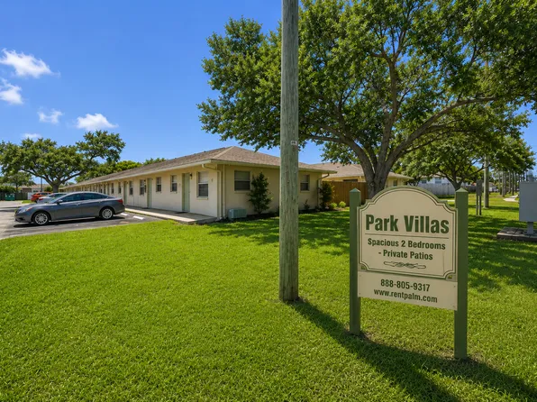 Welcome to Park Villas Apartments comfortable 2 bedroom villa-style living in the heart of Pinell...