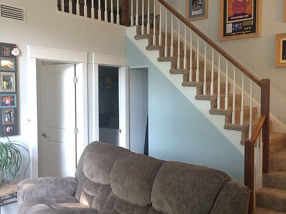 5th image of 1247 Basswood Ct