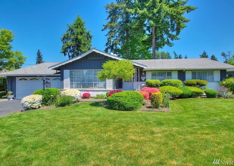 1st image of 11834 SE 54th Pl