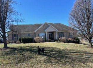 31 Fairfield Ct, Staunton, VA 24401