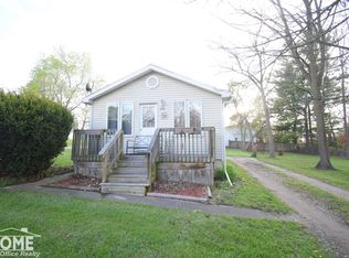 1244 S Pearce St, Owosso, MI