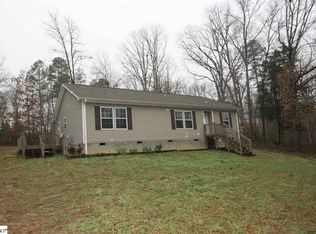 390 Cedar Falls Rd, Fountain Inn, SC 29644