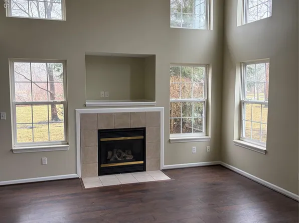 302 N Vis, Auburn Hills, MI 48326