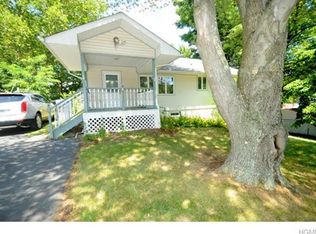 8 Capt Shankey Dr, Garnerville, NY 10923