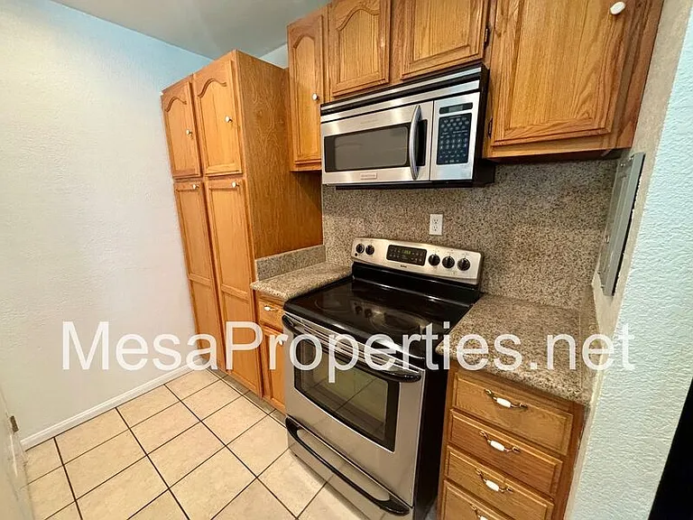 2365 Pepper St — Photo 9