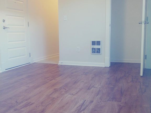 4th image of 1029 W 1st Ave APT 401