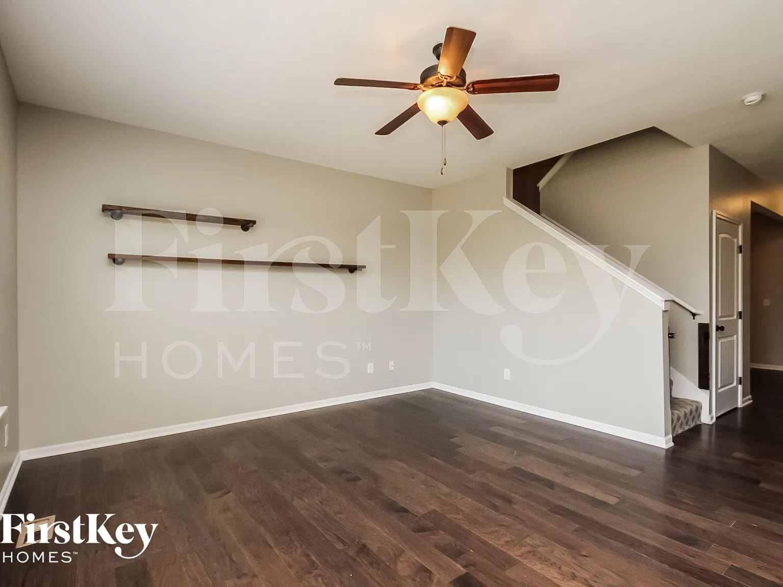 4 bed, 2.5 bath, 2158 sqft, $3,125 — Photo 2