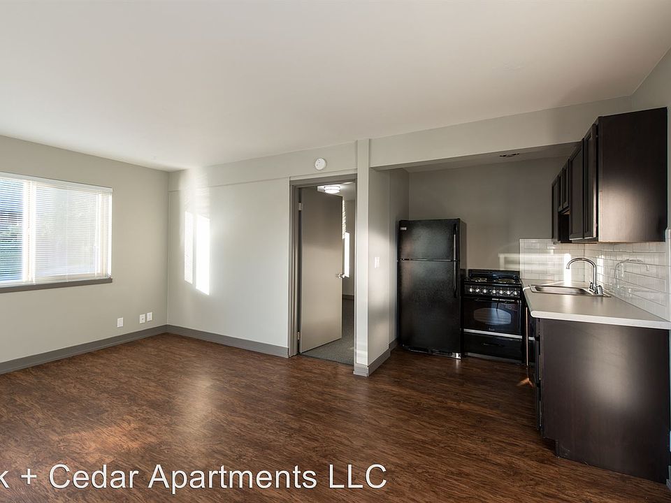1st image of 12360 35th Ave NE APT 8