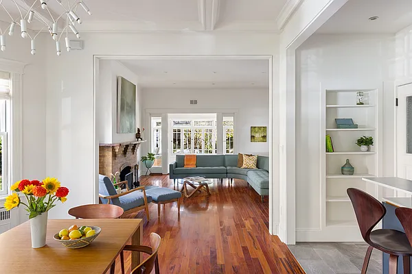Sold by Compass | media 5