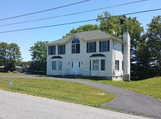 1009 Tara View Dr, Stroudsburg, PA