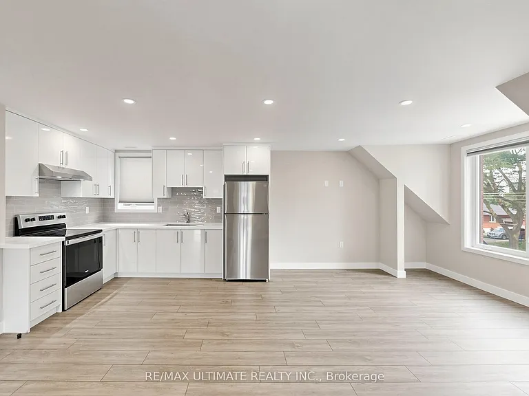 10 Warbeck Pl #UPPER — Photo 5