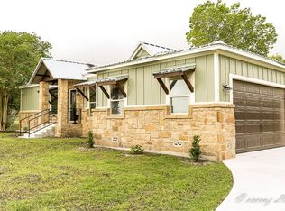340 Elm Grove Rd, Seguin, TX 78155