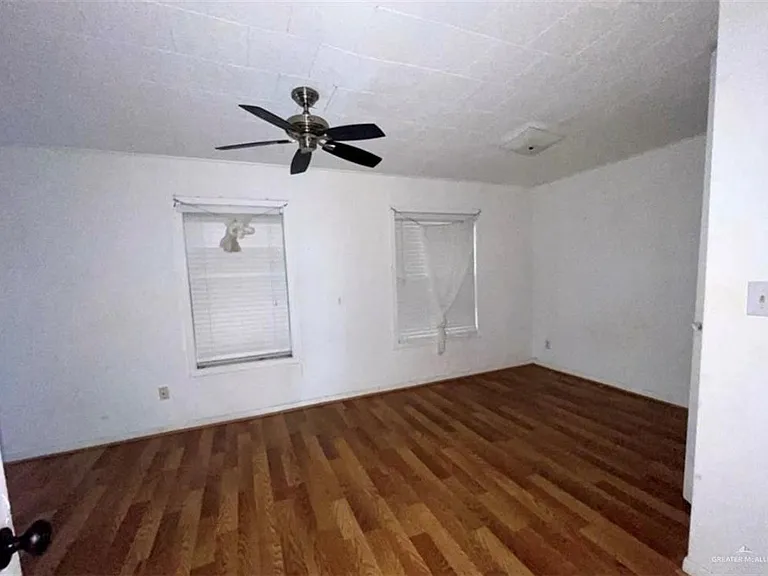 1822 E Madison Ave — Photo 4