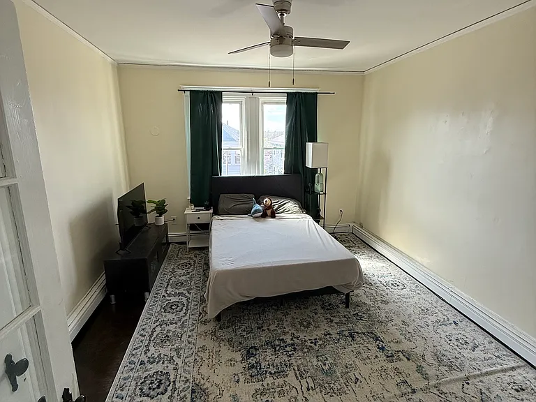 45 Westmoreland St #2L — Photo 3
