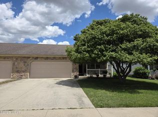 204 Cheyenne Dr, Wapakoneta, OH 45895