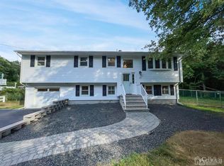 106 Fresh Ponds Rd, East Brunswick, NJ 08816