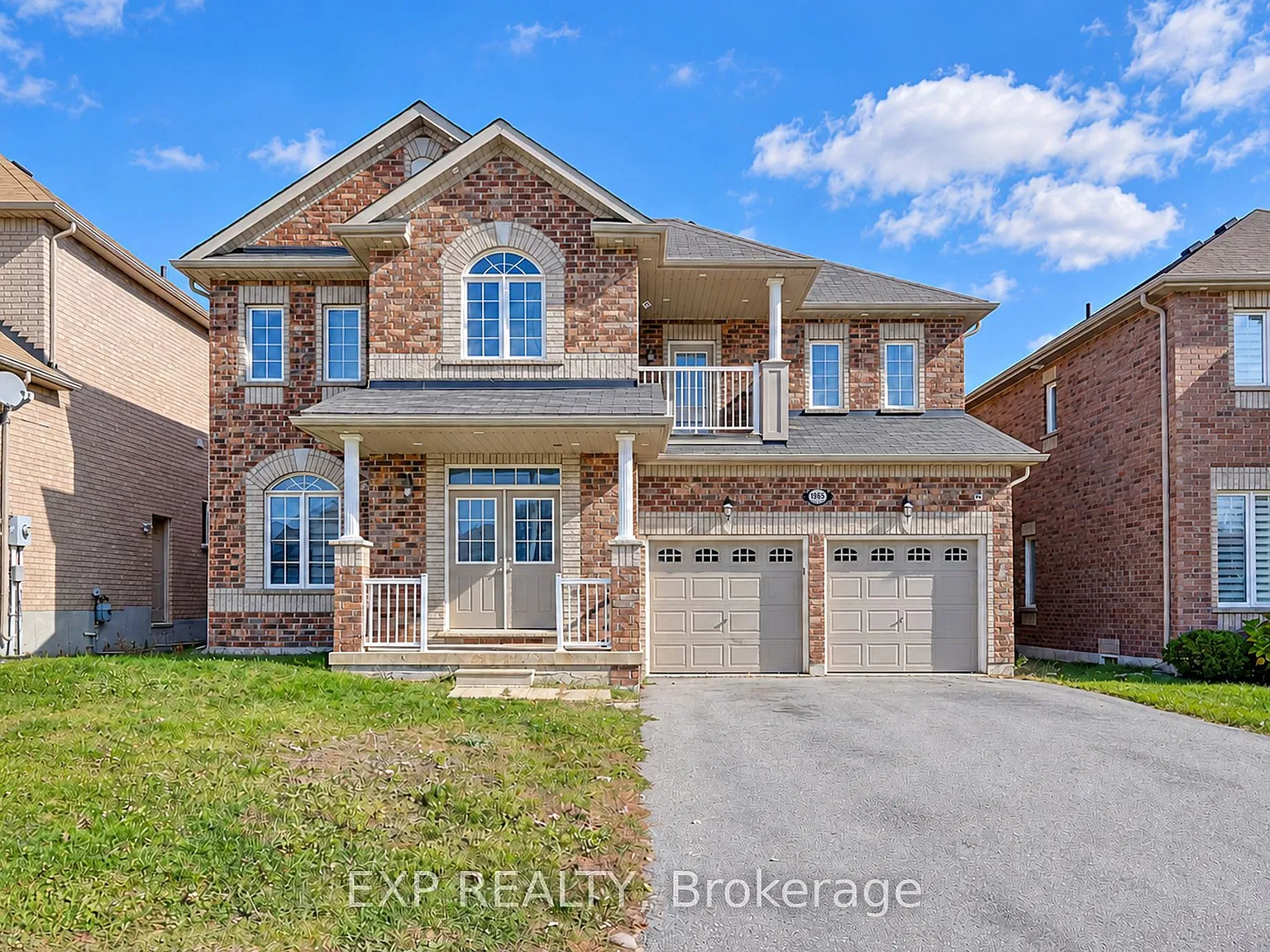 5 bed, $3,200 — Photo 1