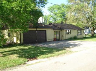701 Salmon St, South Beloit, IL 61080