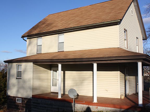 3rd image of 4011 Shamokin Trl