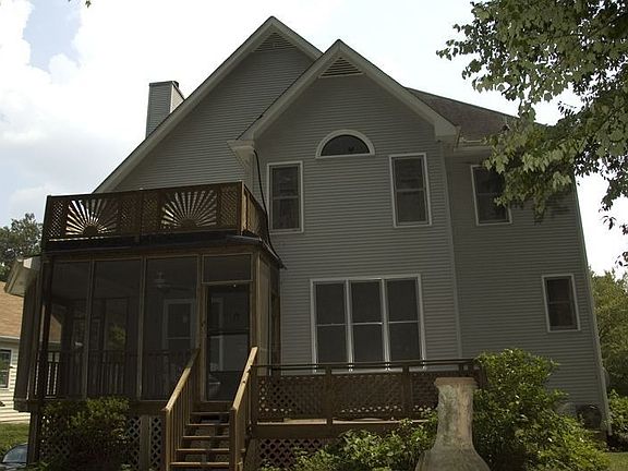Screened porch, deck off master and hot tub