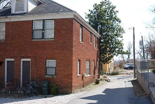 5th image of 616 W Lafayette St APT B