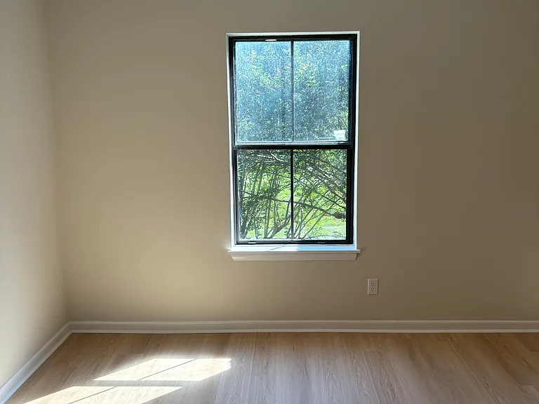 738 Merion Grn — Photo 20