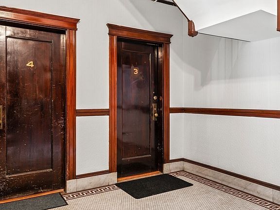 3rd image of 3 Crawford St APT 3