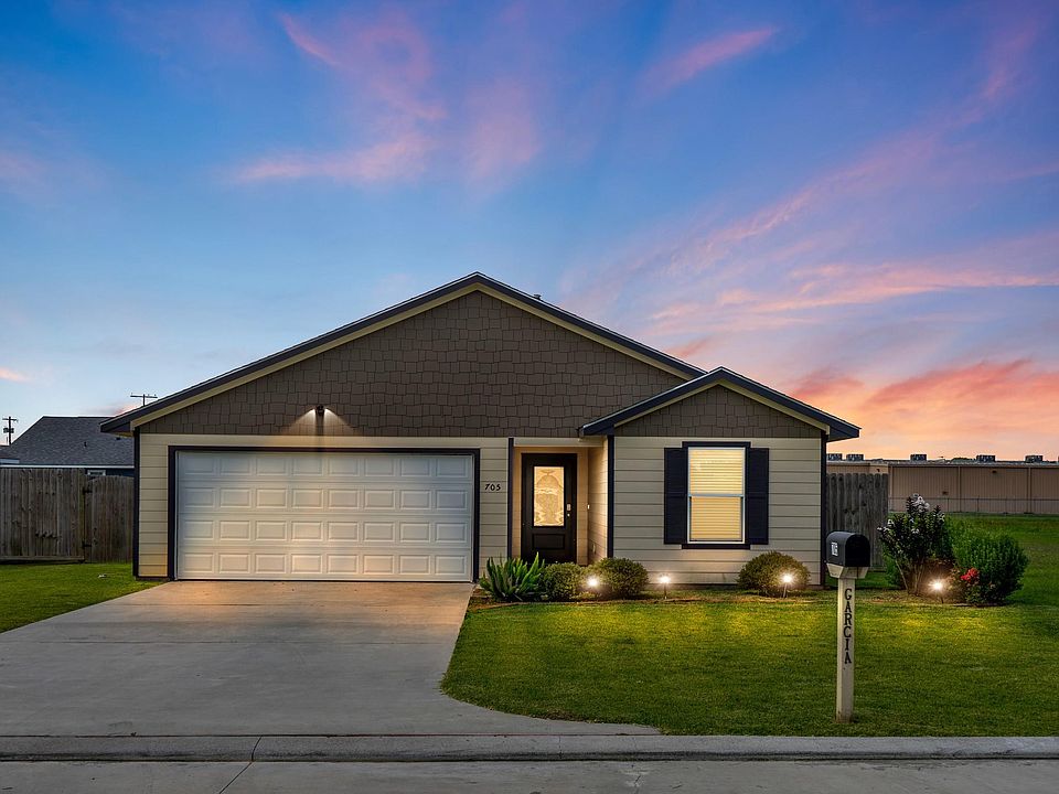 1st image of 705 Flycatcher Dr