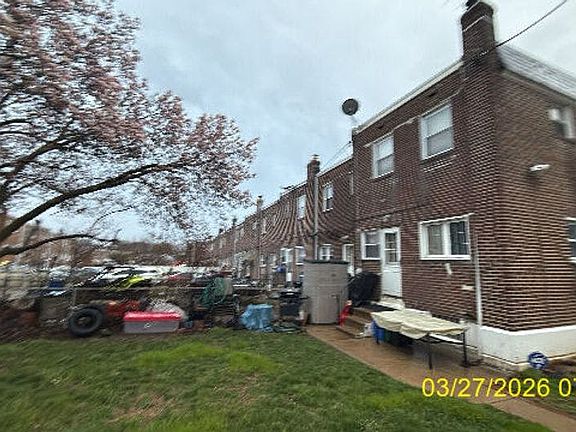 3rd image of 1501 Van Kirk St