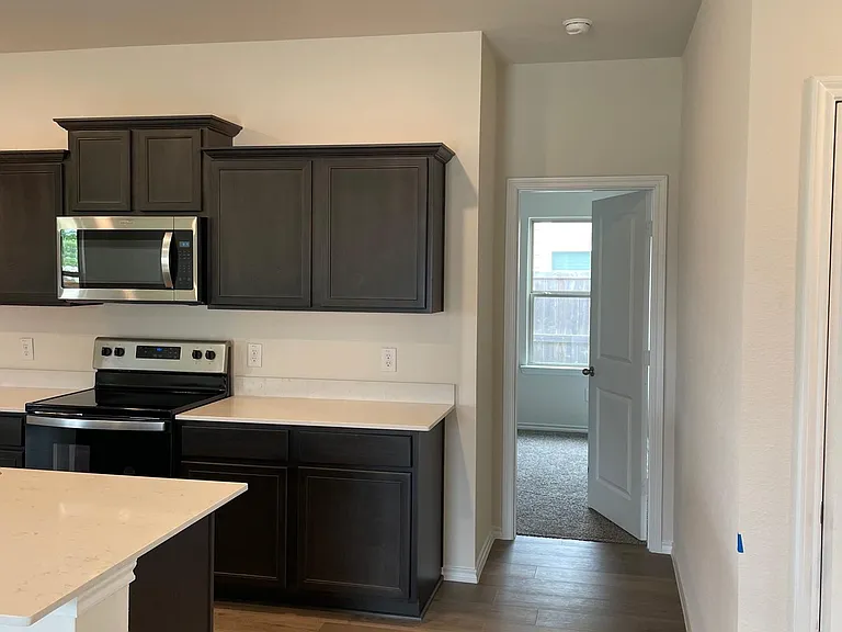 3224 Sweetwater Way — Photo 8